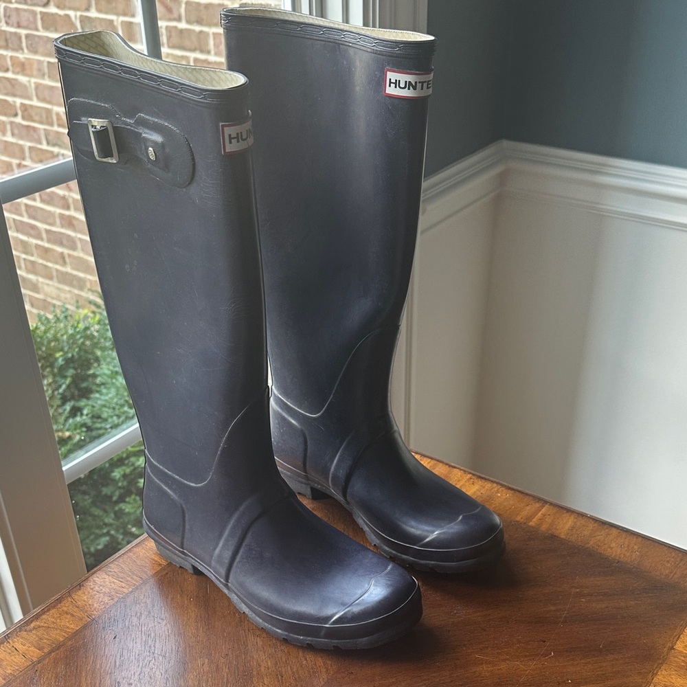 Hunter Classic Purple Waterproof Boots